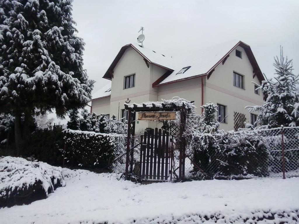 Pension U Josefa Kostalov エクステリア 写真